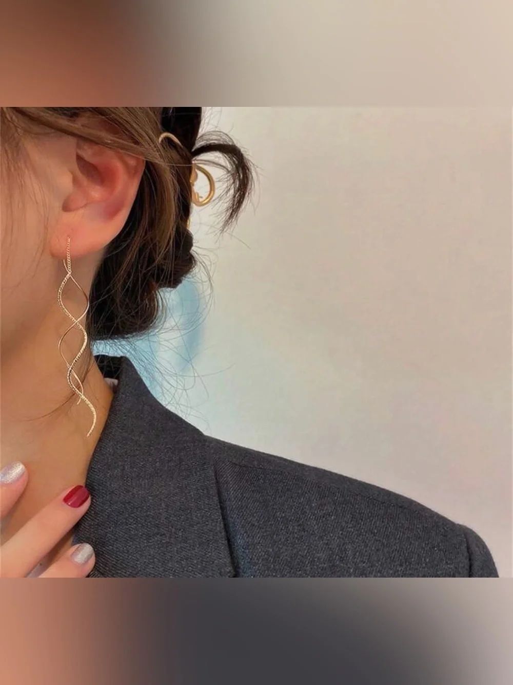 Gold Twisted Drop Earrings A2176